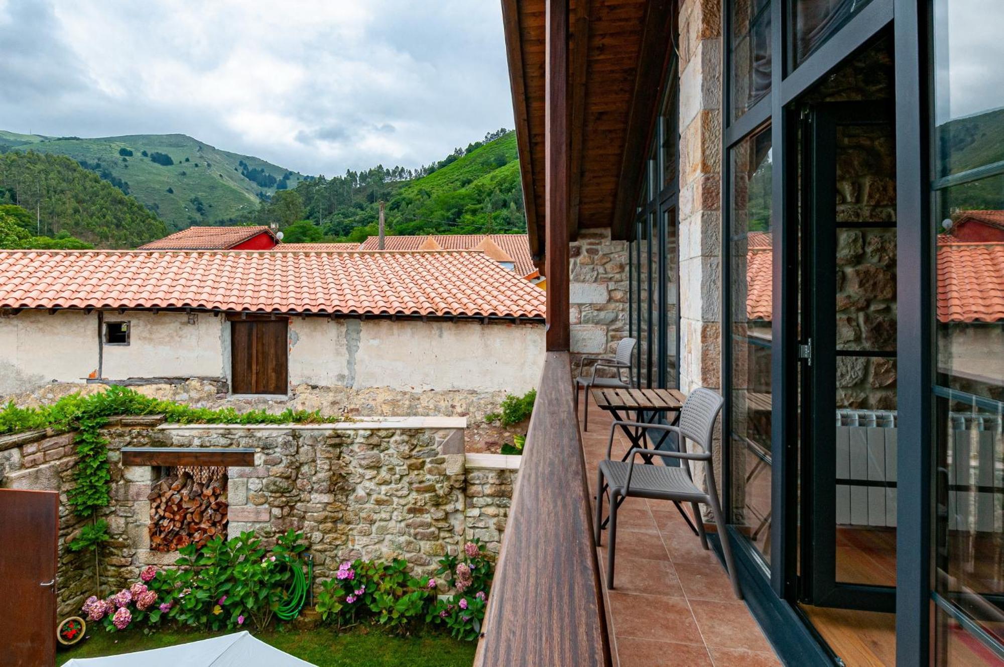 Villa La Casa De Piedra Herrera de Ibio Exterior foto